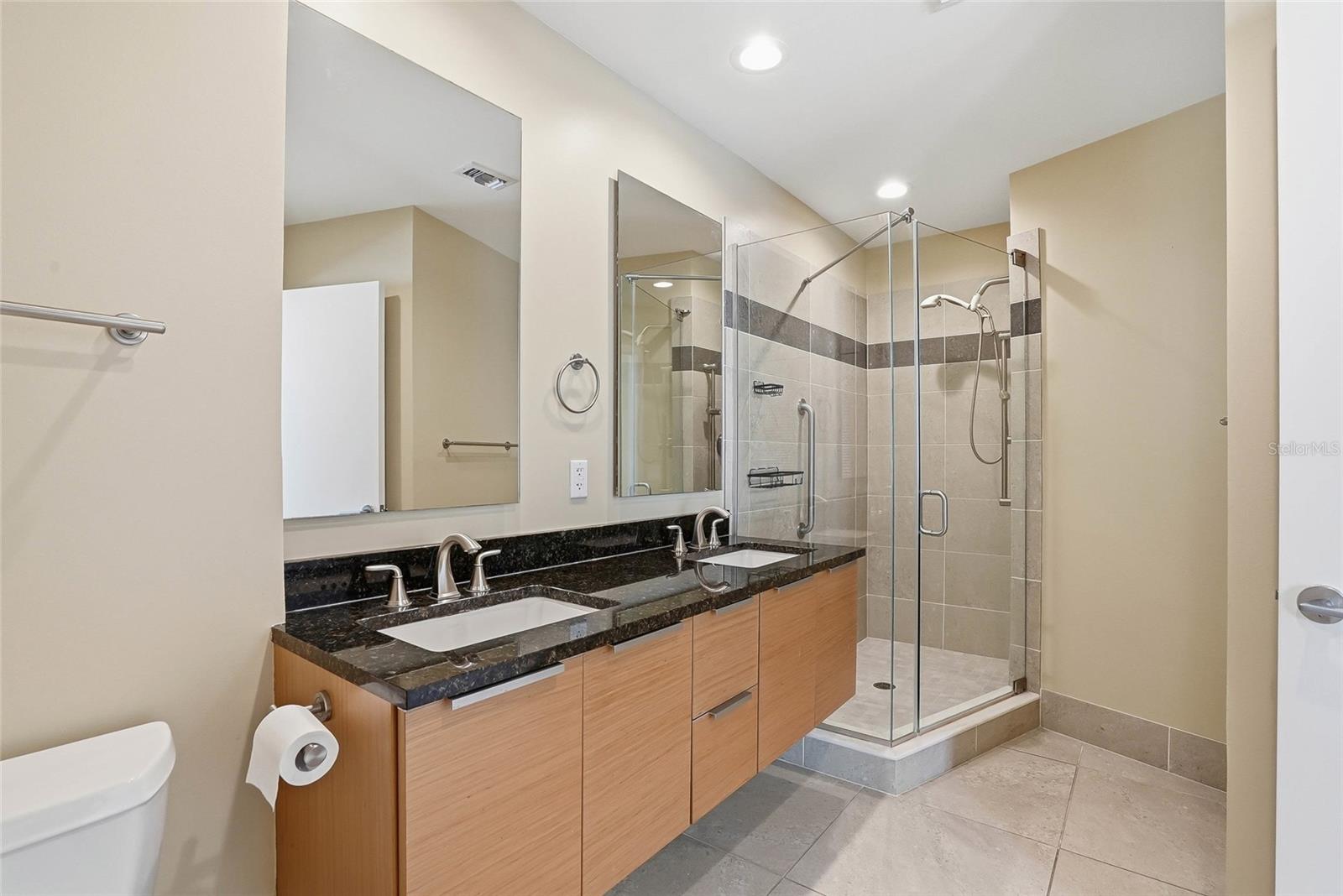175 1ST ST S #303, ST PETERSBURG, FL, 33701