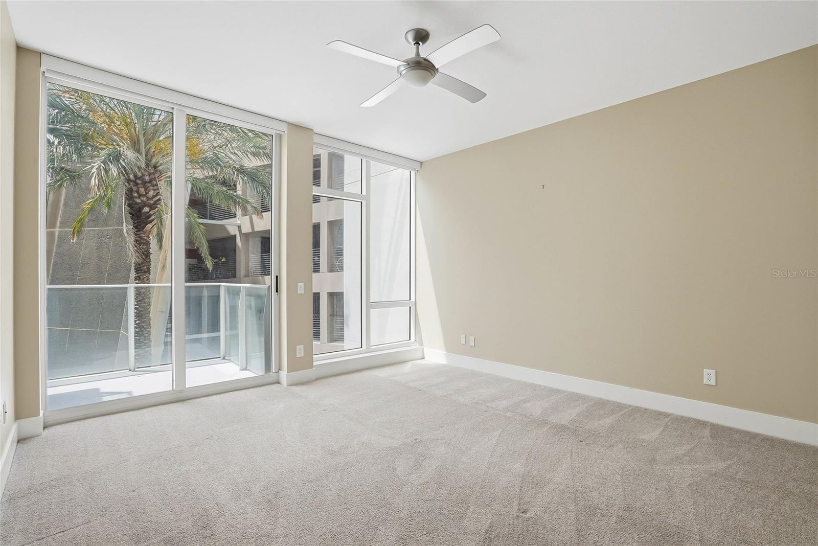175 1ST ST S #303, ST PETERSBURG, FL, 33701