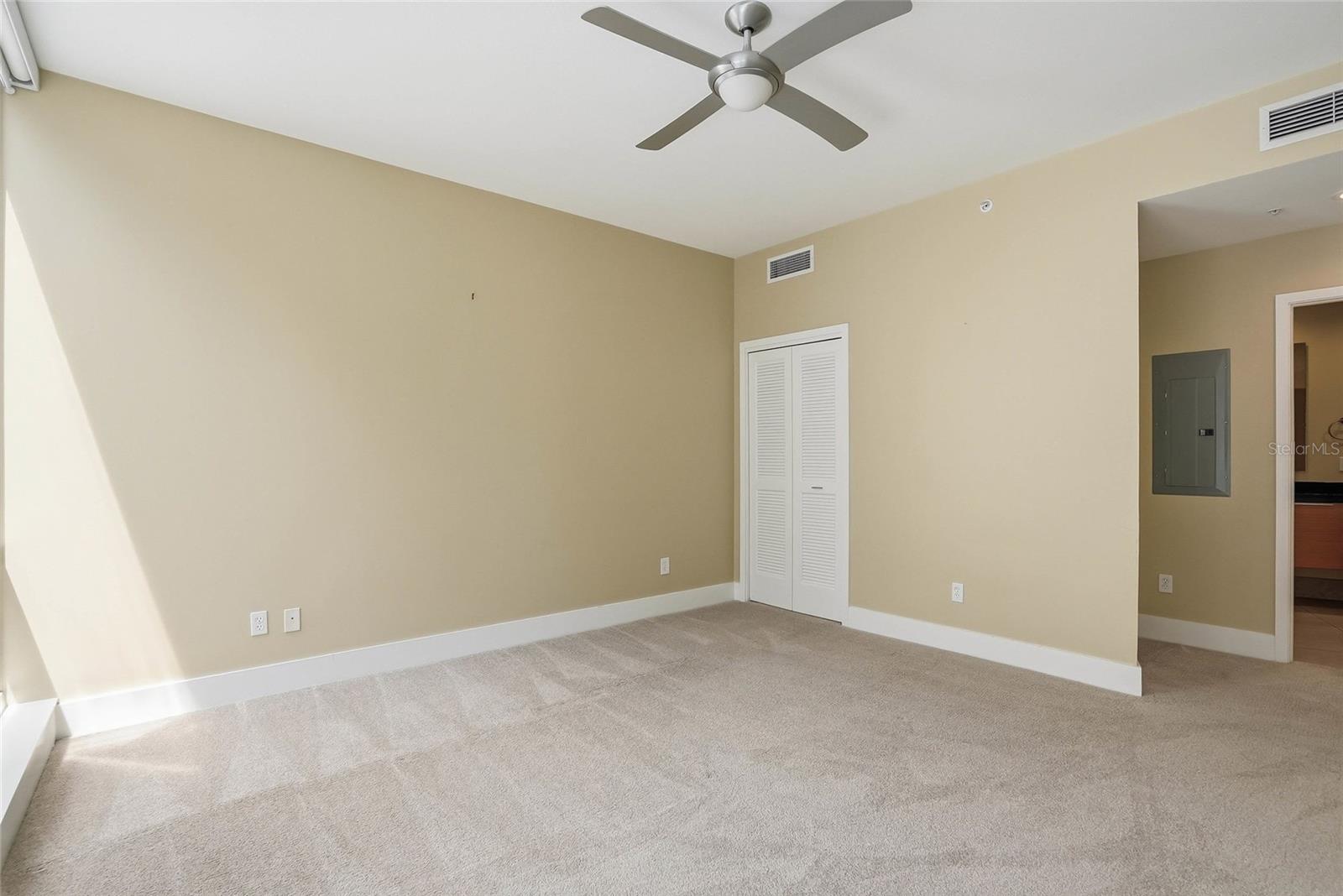 175 1ST ST S #303, ST PETERSBURG, FL, 33701