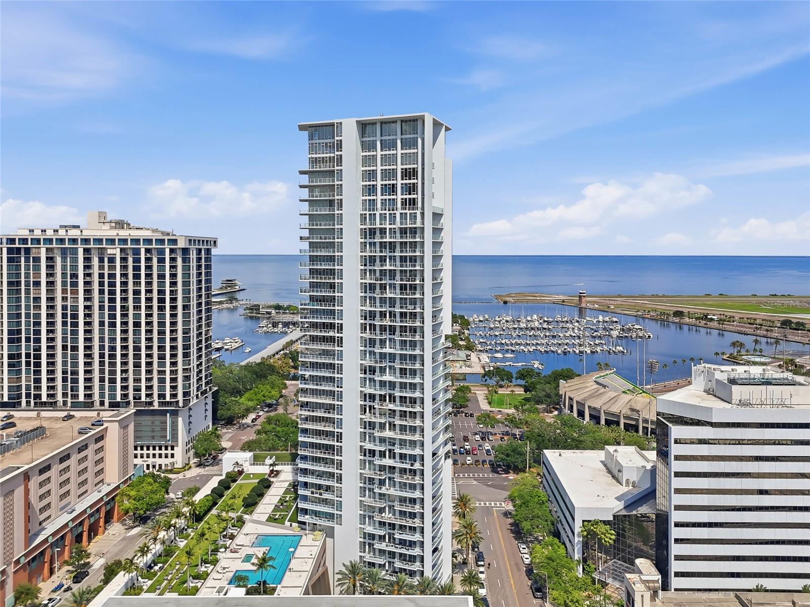 175 1ST ST S #303, ST PETERSBURG, FL, 33701
