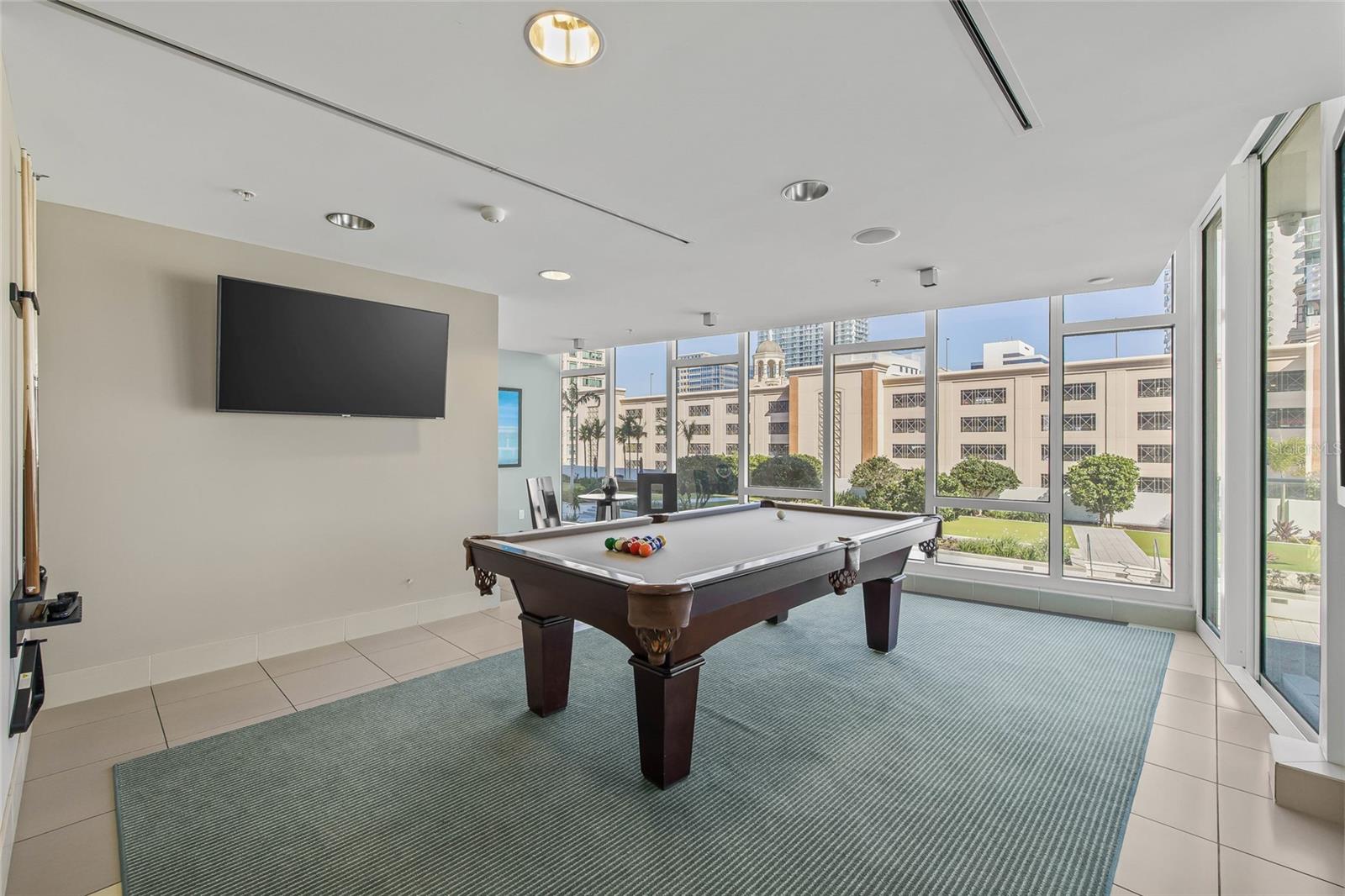 175 1ST ST S #303, ST PETERSBURG, FL, 33701