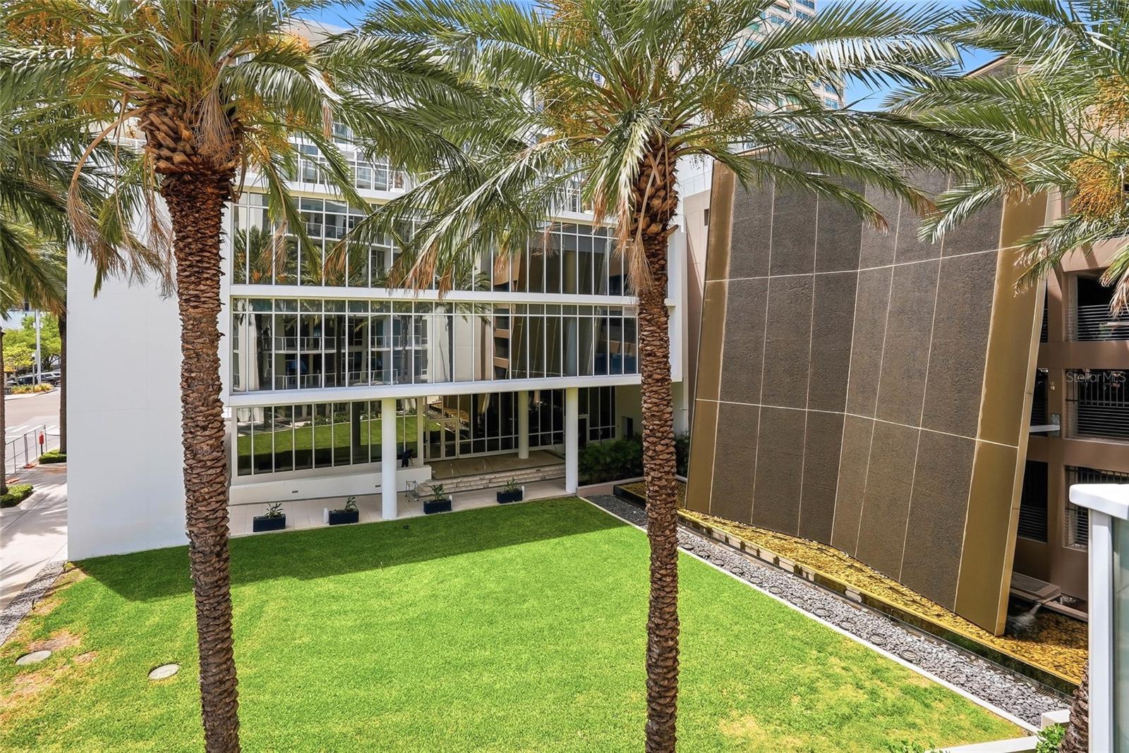 175 1ST ST S #303, ST PETERSBURG, FL, 33701