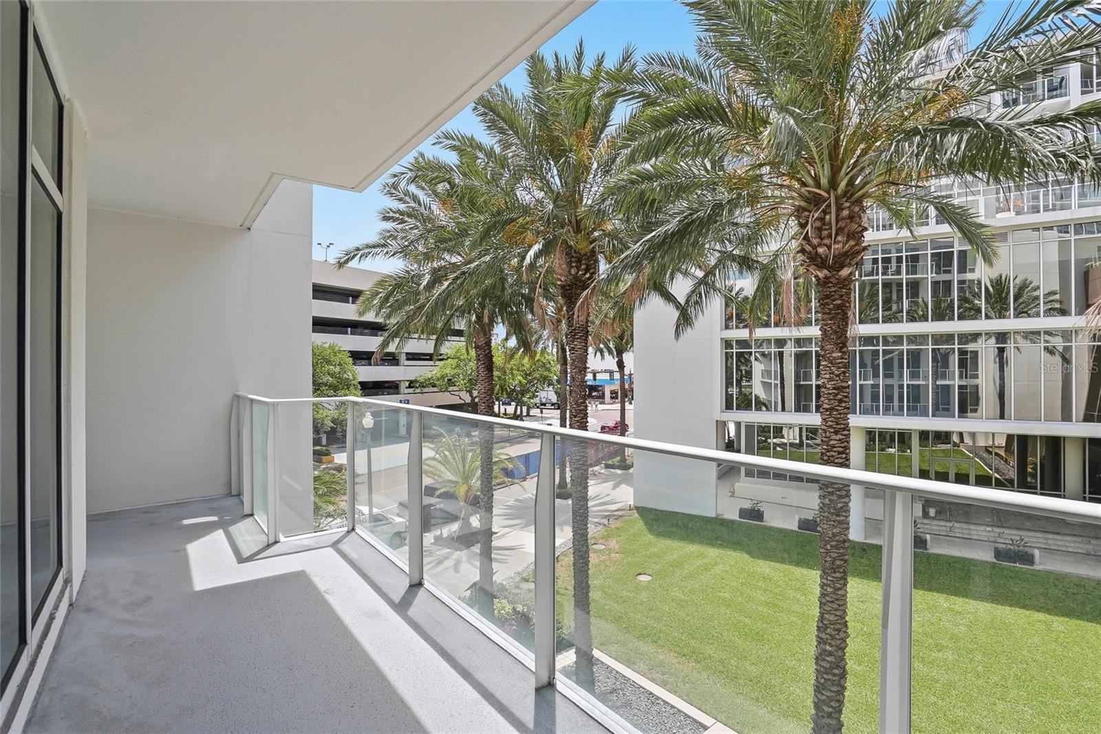175 1ST ST S #303, ST PETERSBURG, FL, 33701