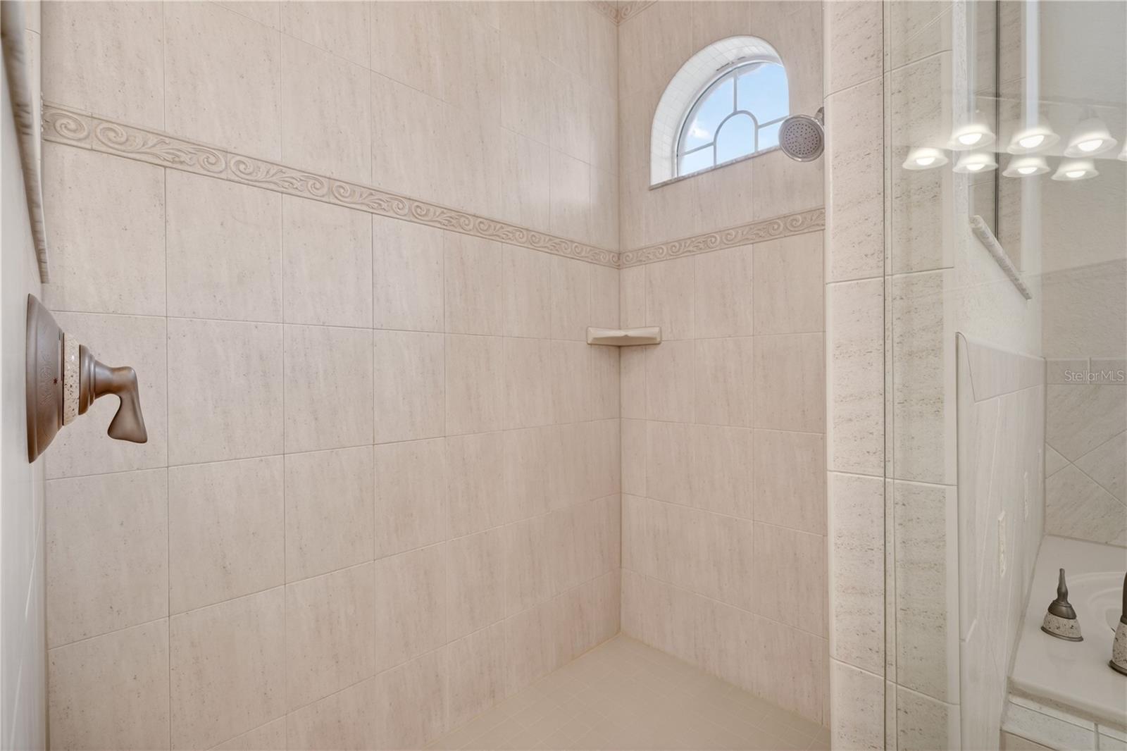 1418 DOLPH CIR, ORMOND BEACH, FL, 32174