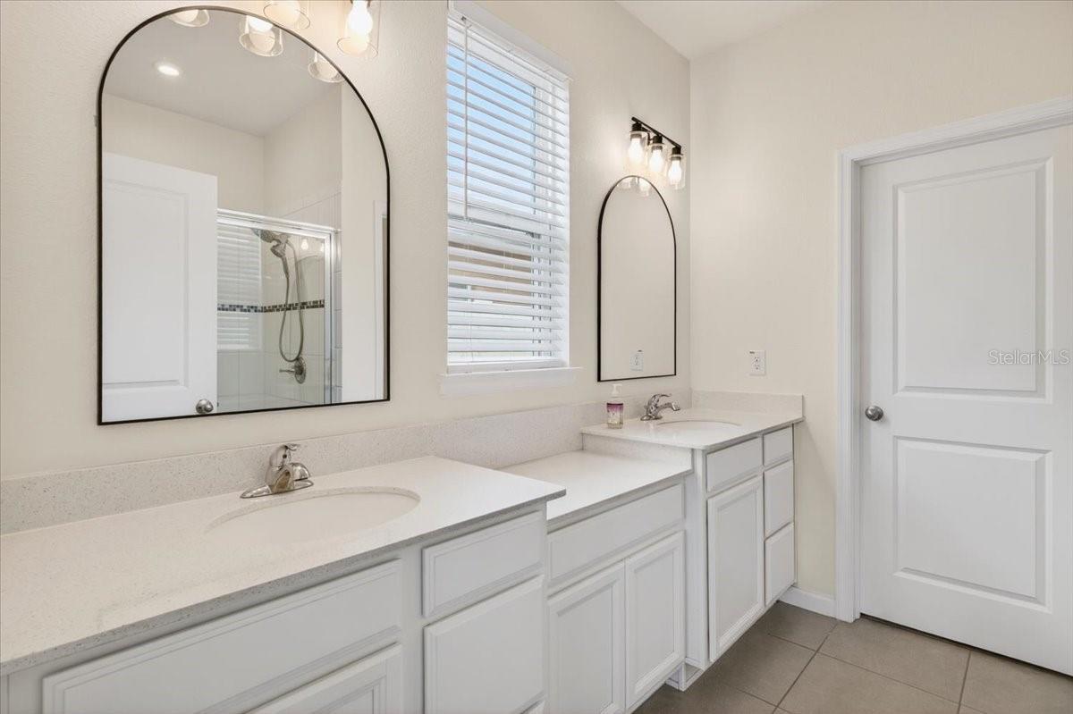 8717 CORKSCREW XING, PARRISH, FL, 34219