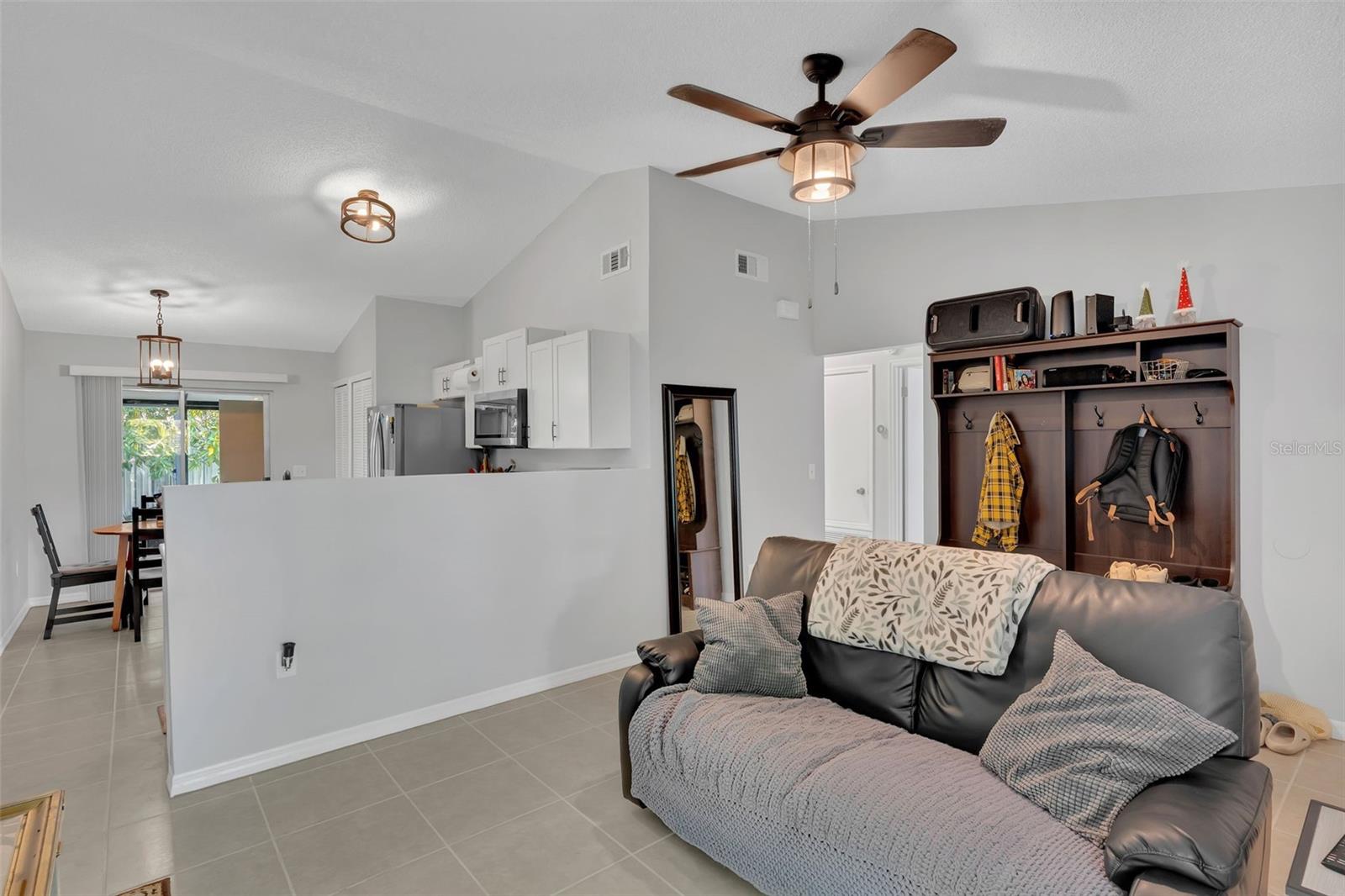 1397 CANDLEWYCK DR, ORLANDO, FL, 32807