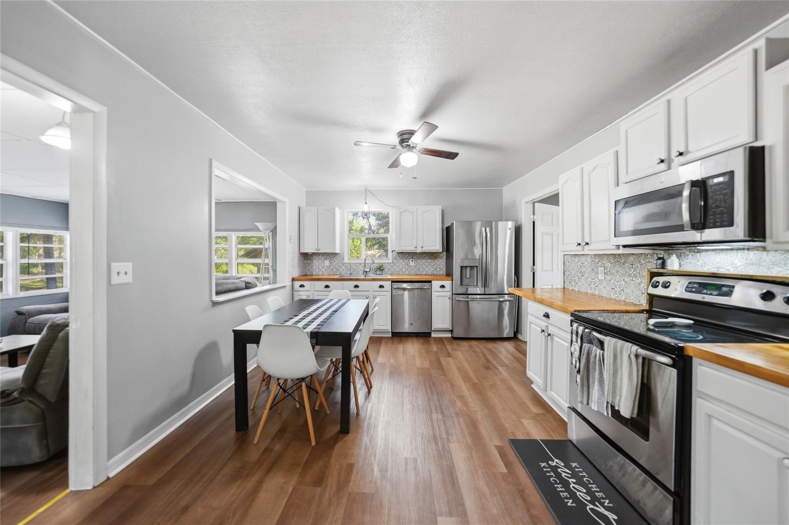 2403 SE POINTER AVE, ARCADIA, FL, 34266