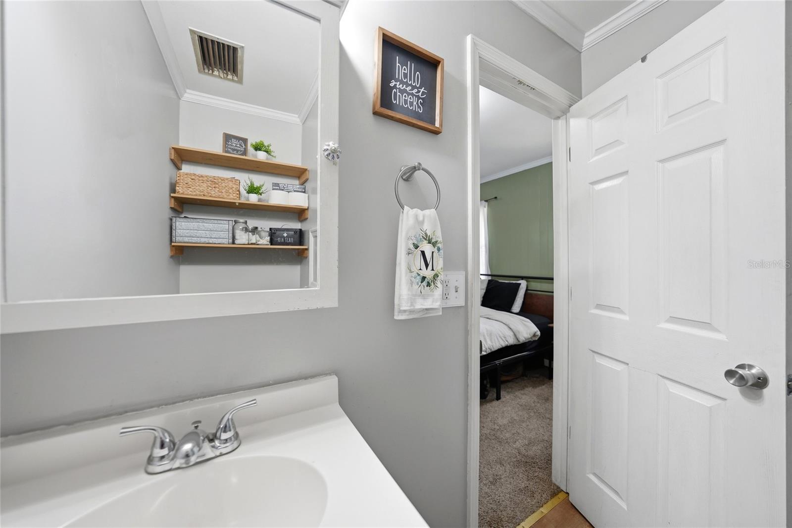 2403 SE POINTER AVE, ARCADIA, FL, 34266