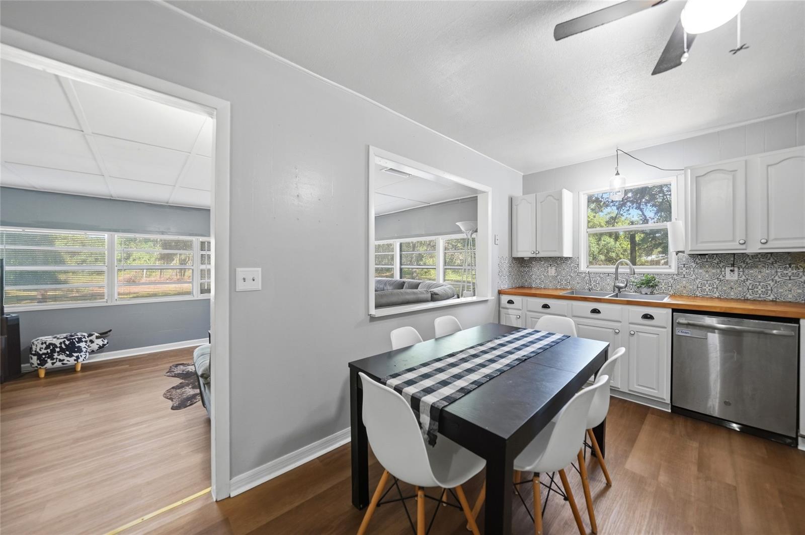 2403 SE POINTER AVE, ARCADIA, FL, 34266