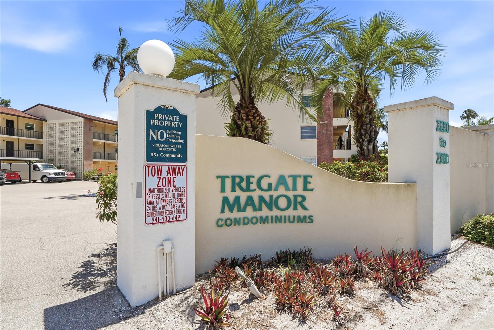 2220 STICKNEY POINT RD #520, SARASOTA, FL, 34231