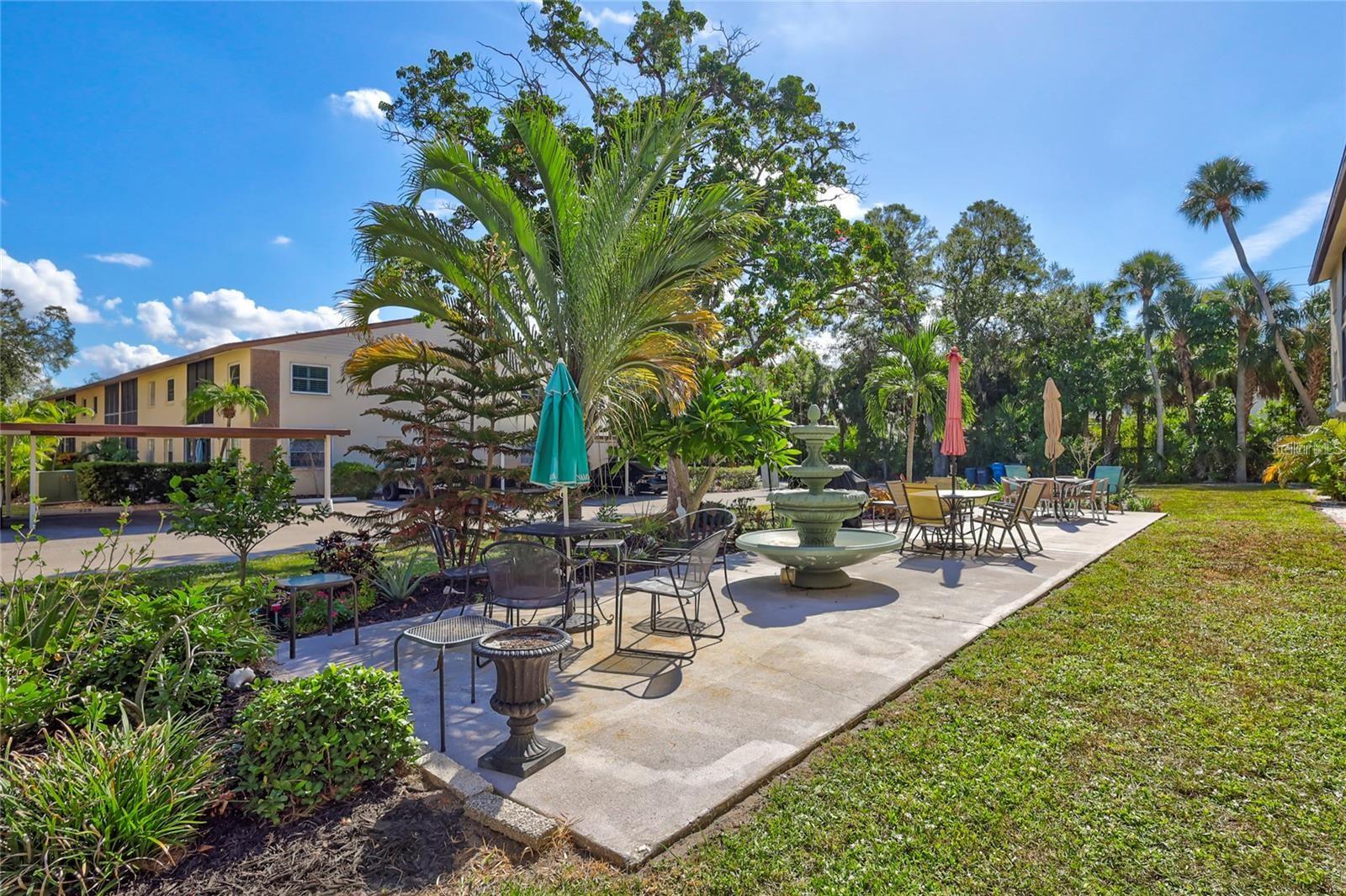 2220 STICKNEY POINT RD #520, SARASOTA, FL, 34231