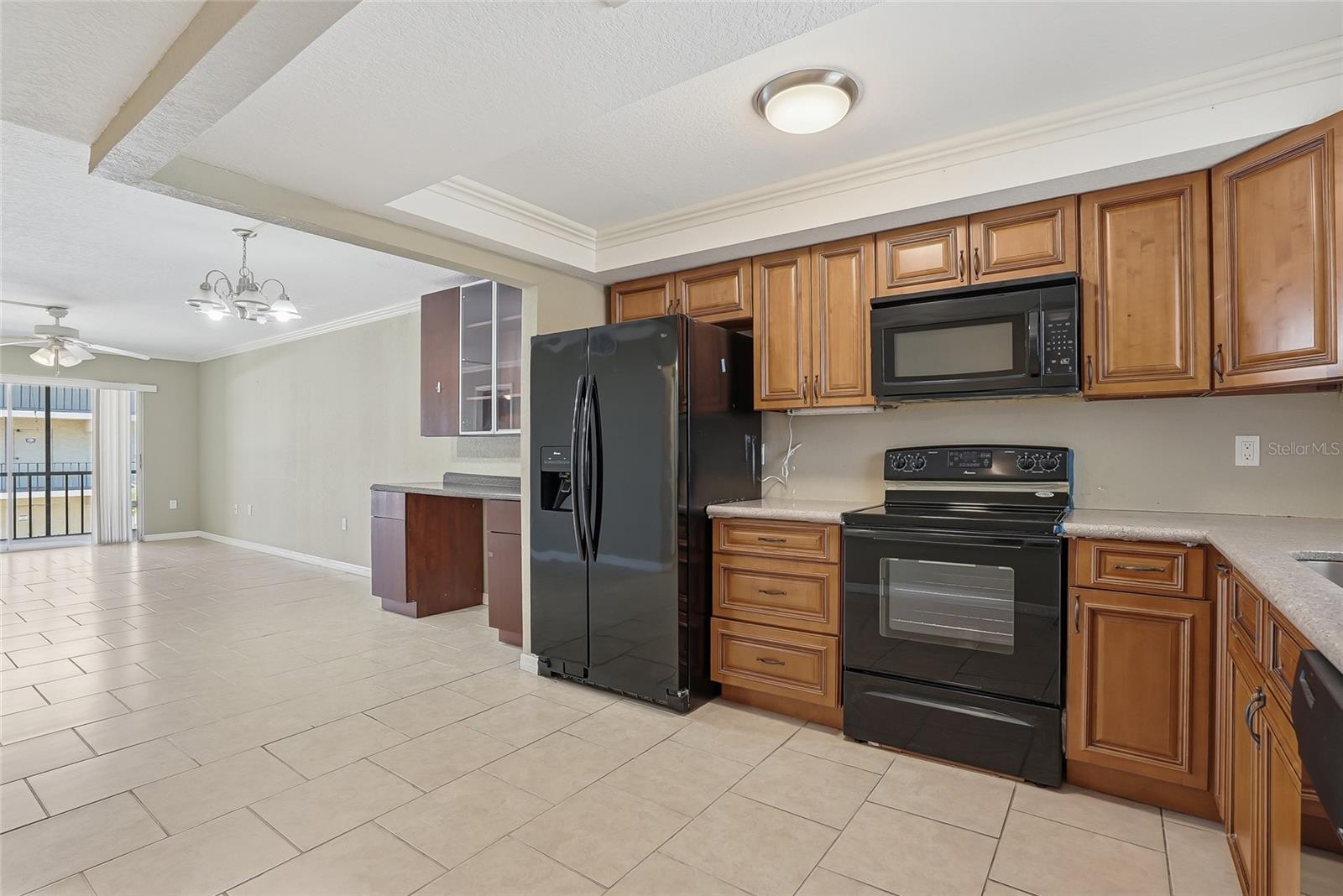 2220 STICKNEY POINT RD #520, SARASOTA, FL, 34231