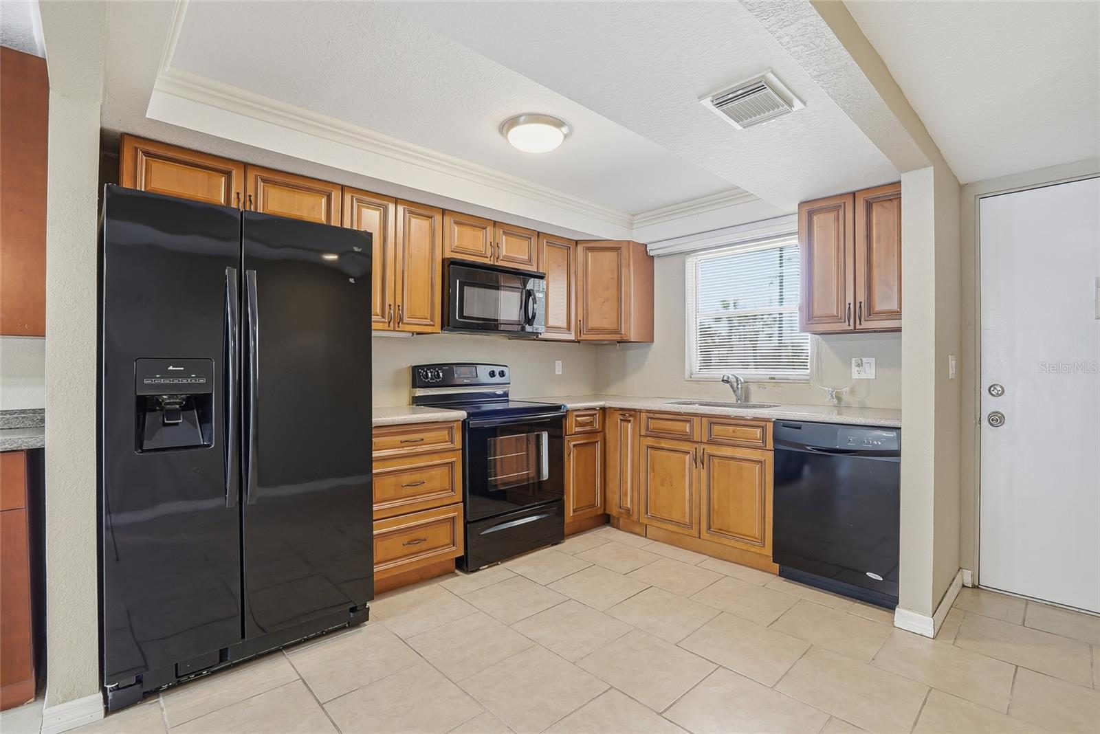 2220 STICKNEY POINT RD #520, SARASOTA, FL, 34231