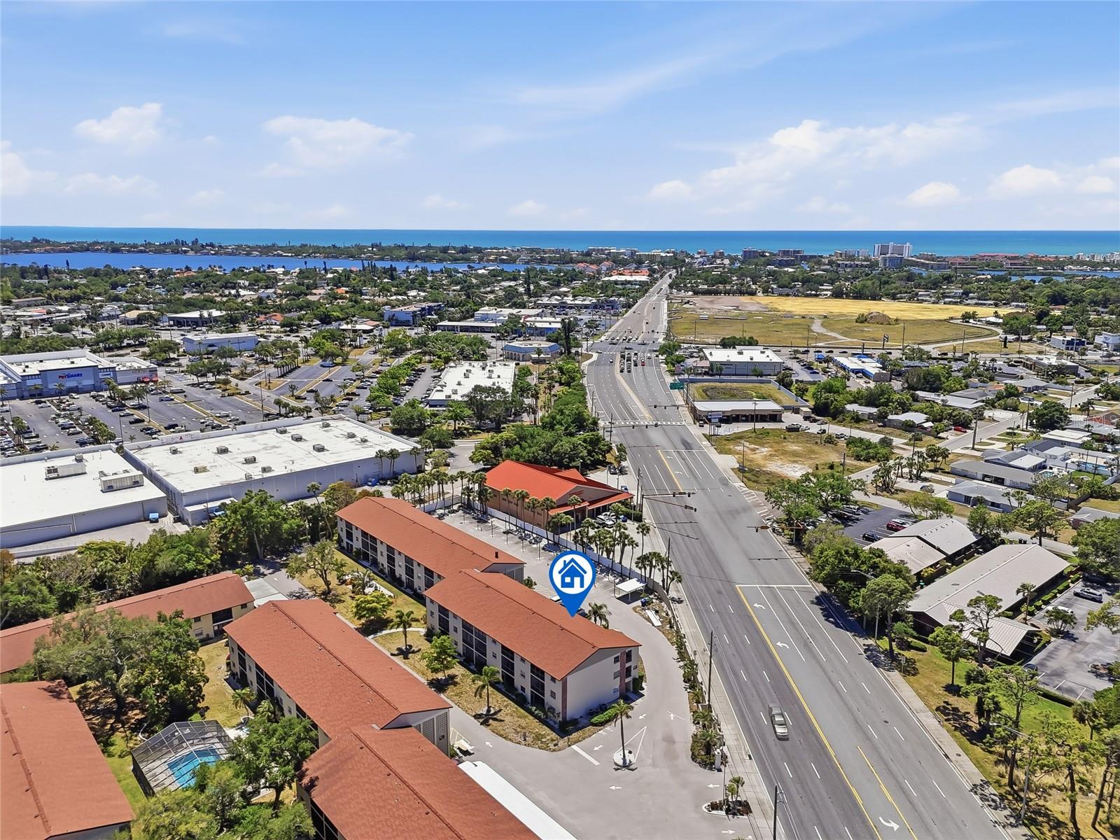 2220 STICKNEY POINT RD #520, SARASOTA, FL, 34231