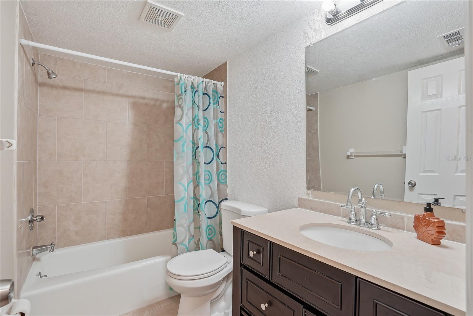 2220 STICKNEY POINT RD #520, SARASOTA, FL, 34231