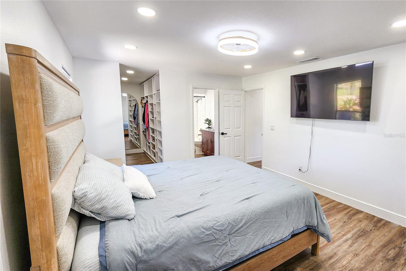 16169 GARDENDALE DR, TAMPA, FL, 33624