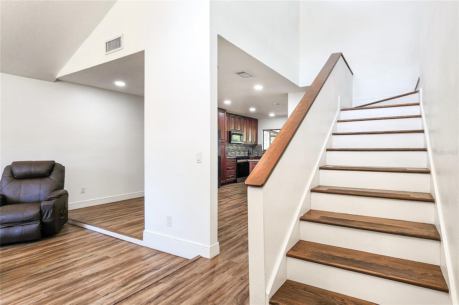 16169 GARDENDALE DR, TAMPA, FL, 33624