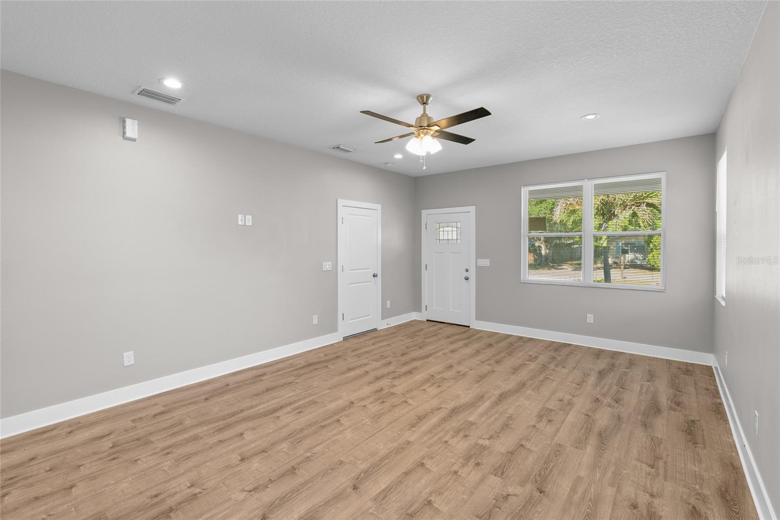 6356 30TH WAY N, ST PETERSBURG, FL, 33702