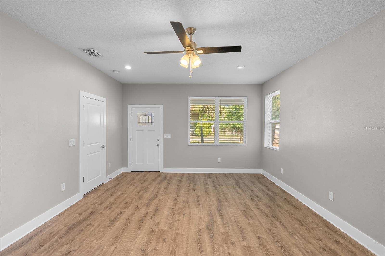 6356 30TH WAY N, ST PETERSBURG, FL, 33702