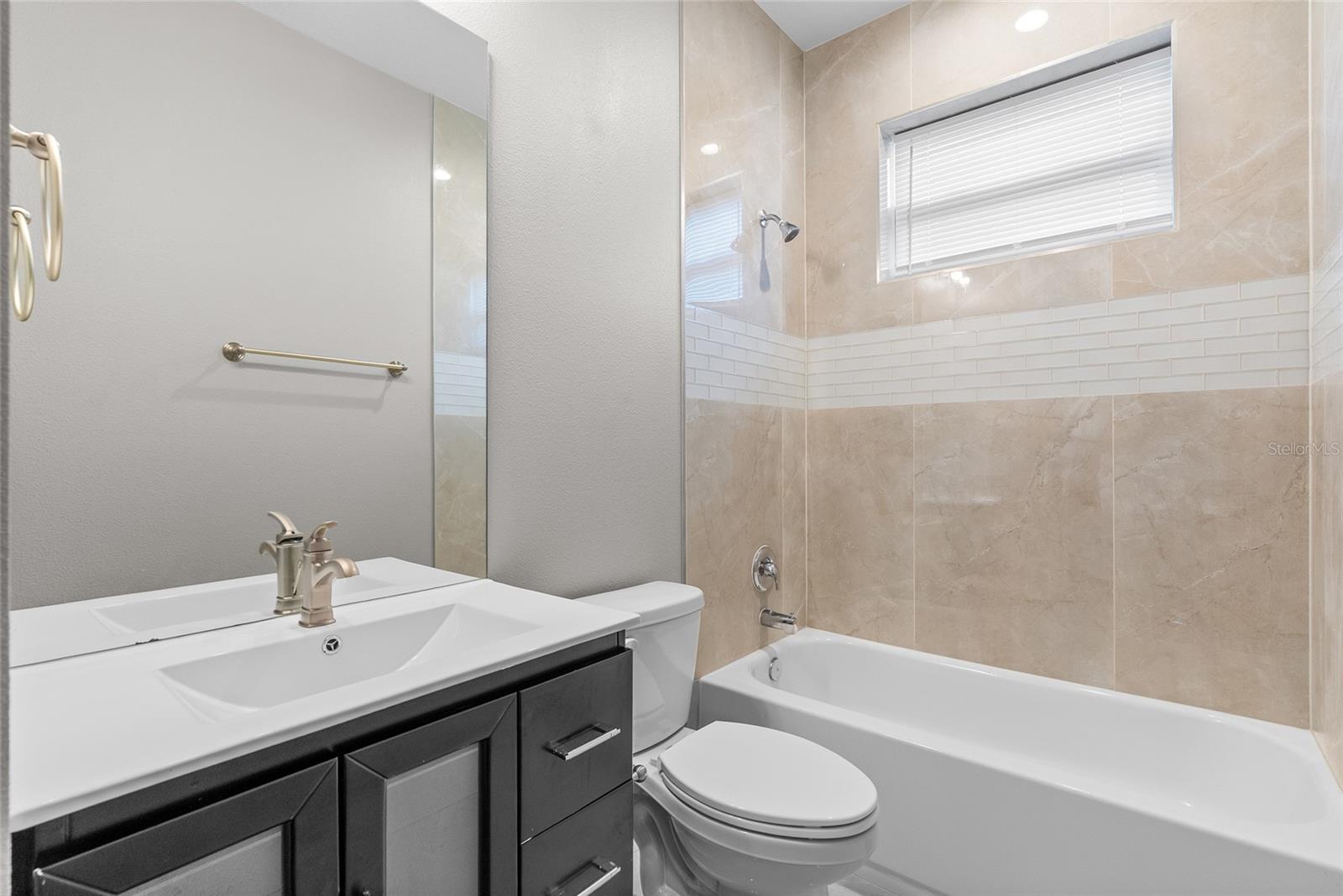 6356 30TH WAY N, ST PETERSBURG, FL, 33702