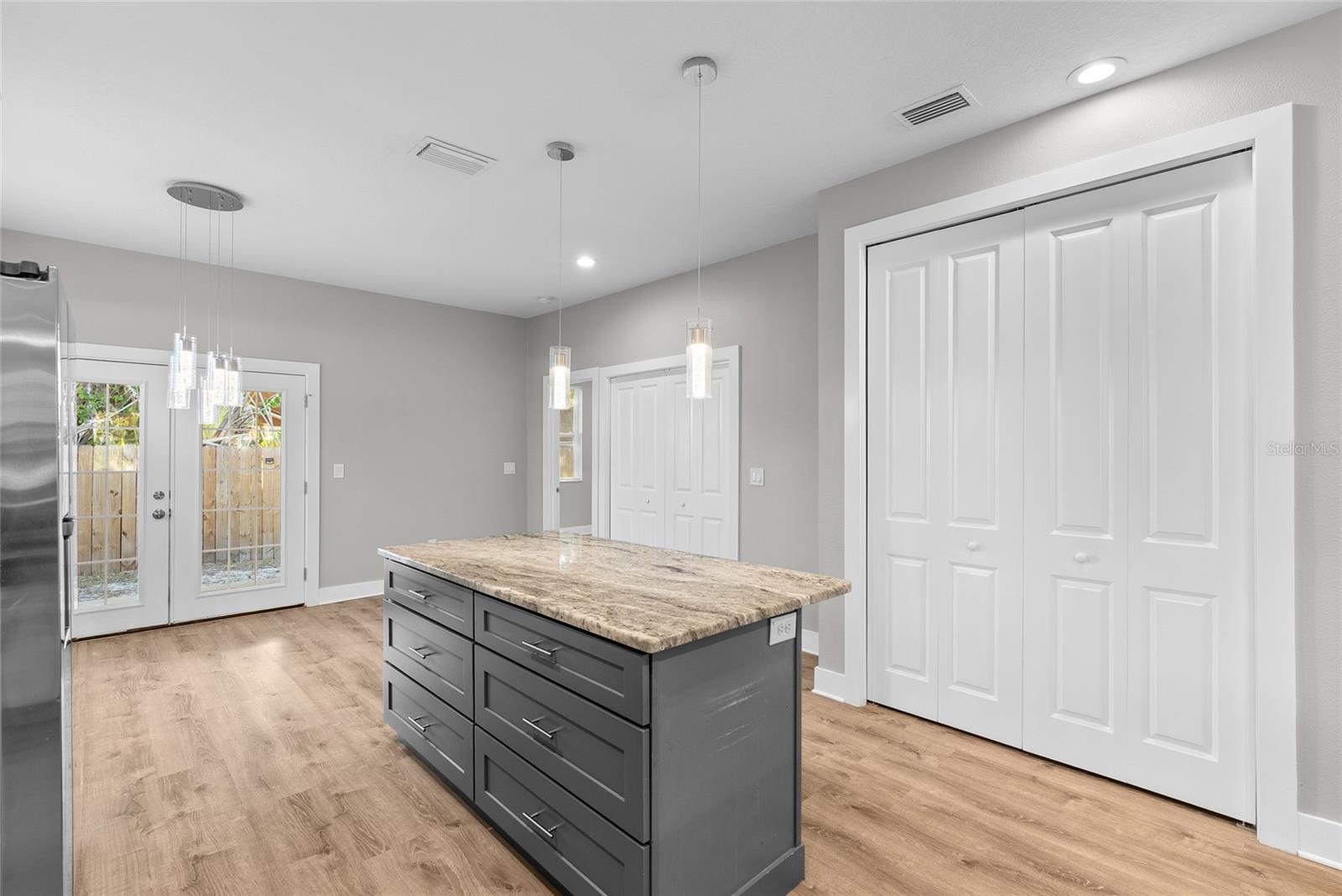 6356 30TH WAY N, ST PETERSBURG, FL, 33702