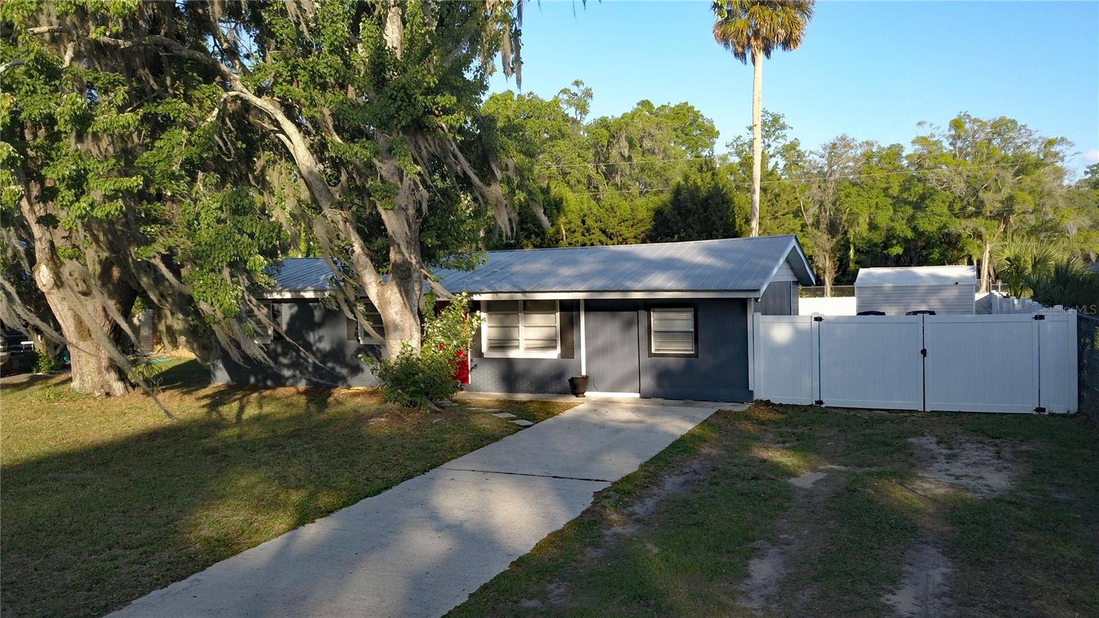 97 RISHER AVE, INGLIS, FL, 34449