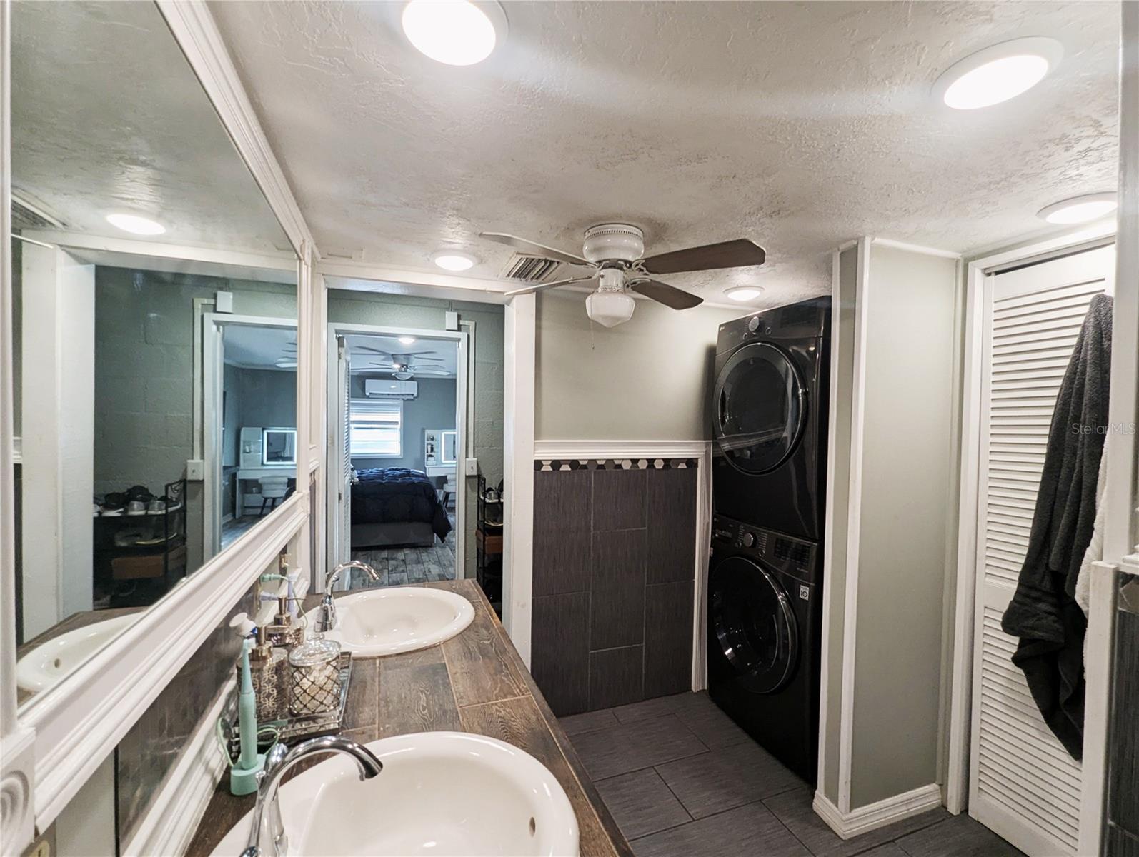 97 RISHER AVE, INGLIS, FL, 34449
