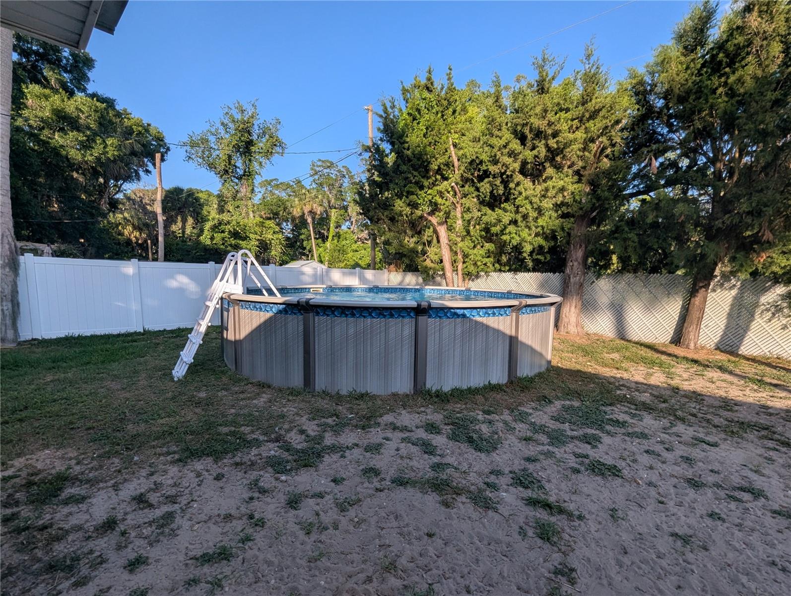 97 RISHER AVE, INGLIS, FL, 34449