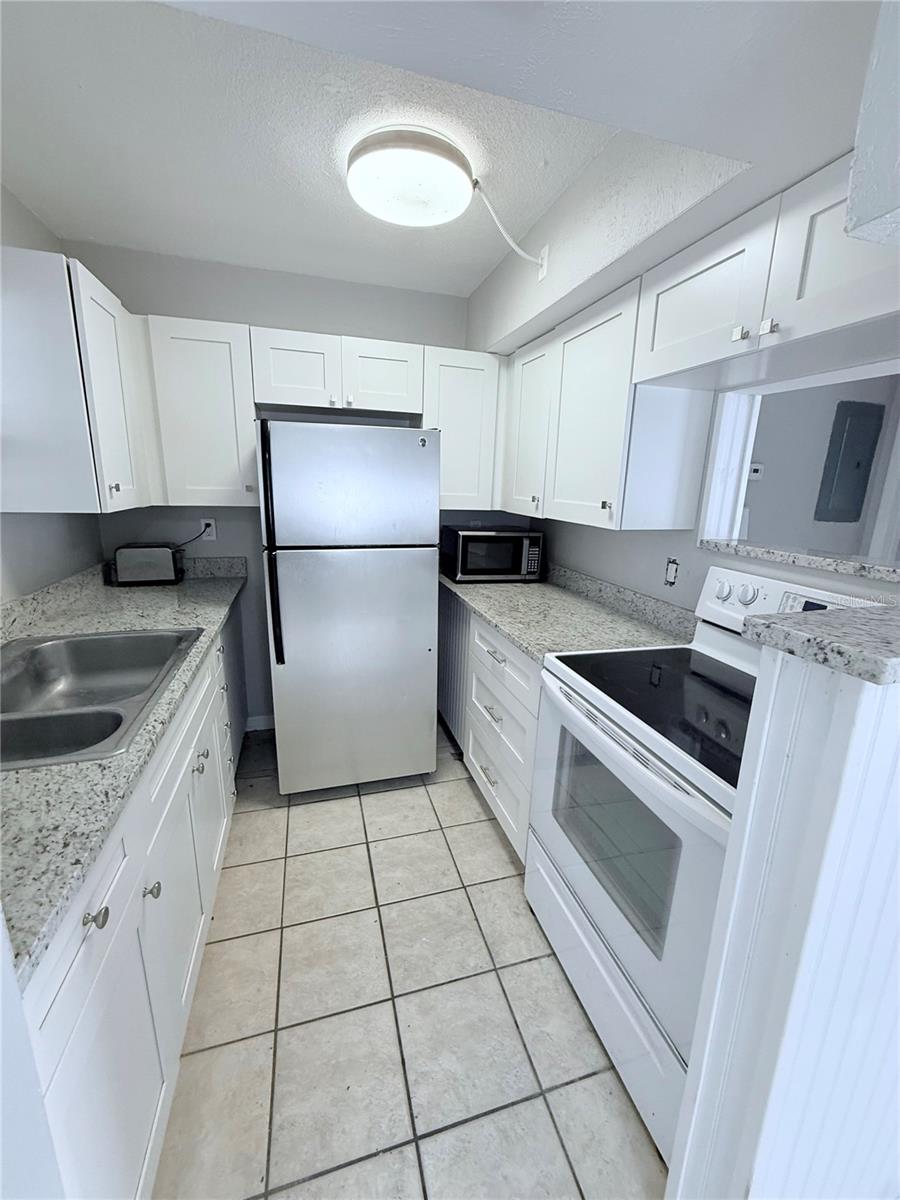 11705 3RD ST E #8, TREASURE ISLAND, FL, 33706