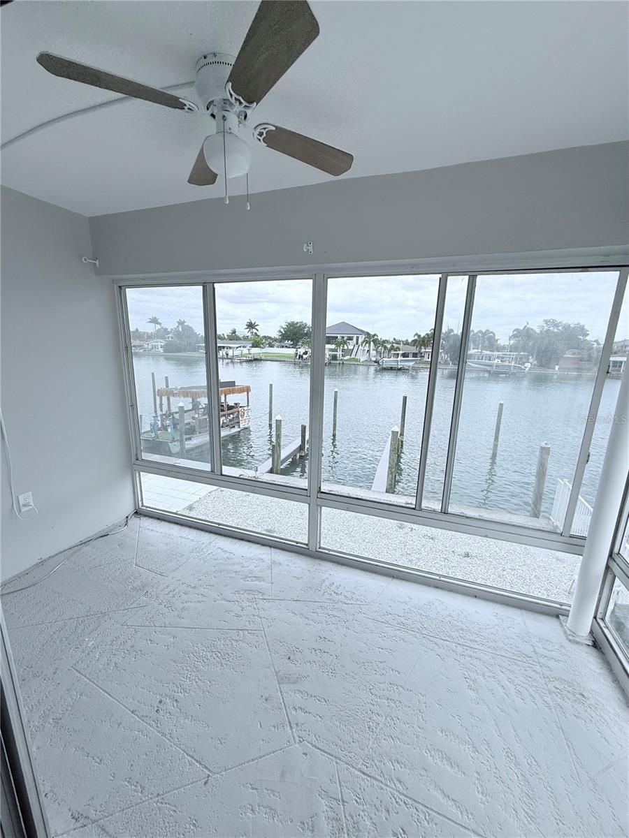 11705 3RD ST E #8, TREASURE ISLAND, FL, 33706