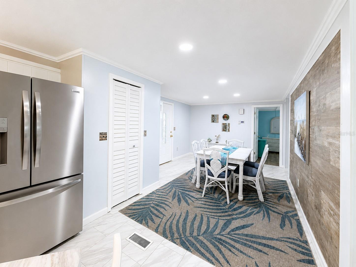216 MARTINIQUE RD, NORTH PORT, FL, 34287
