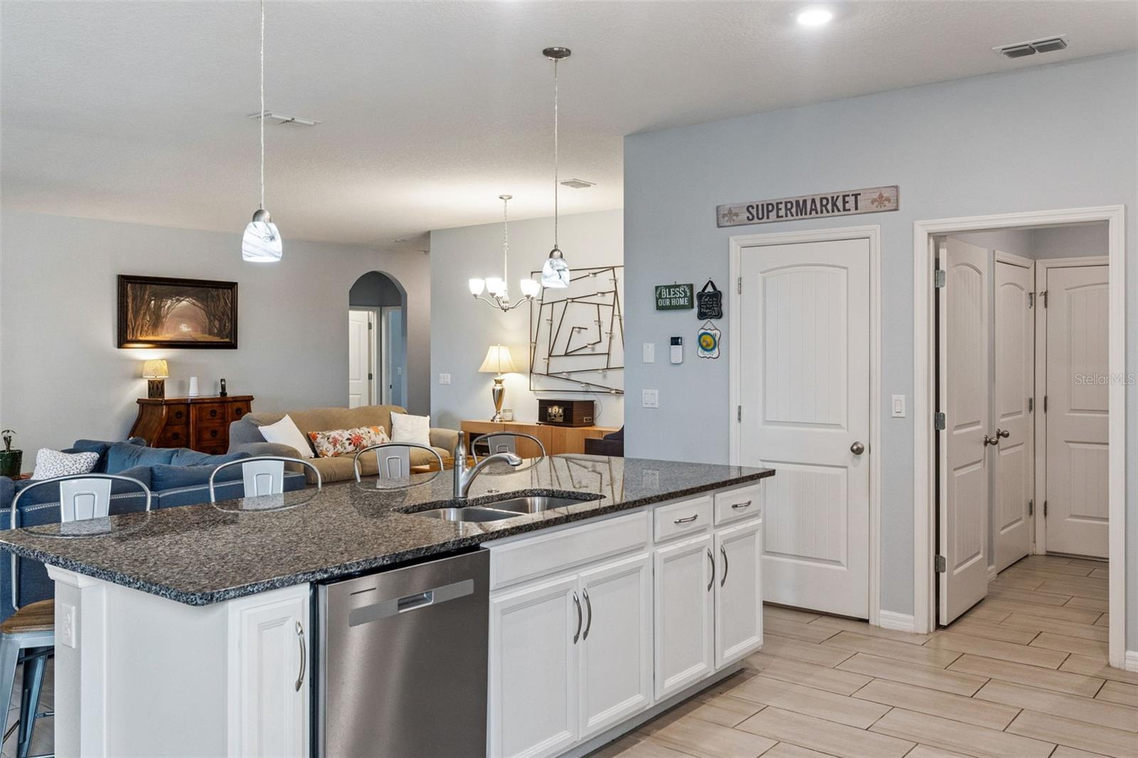 484 CAVESSON ST, APOPKA, FL, 32712