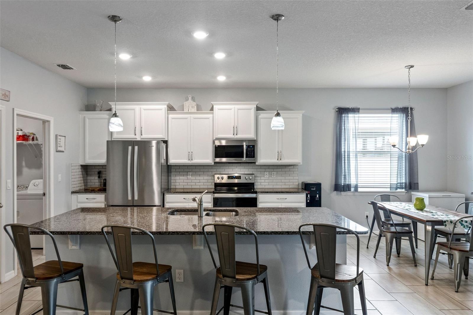 484 CAVESSON ST, APOPKA, FL, 32712