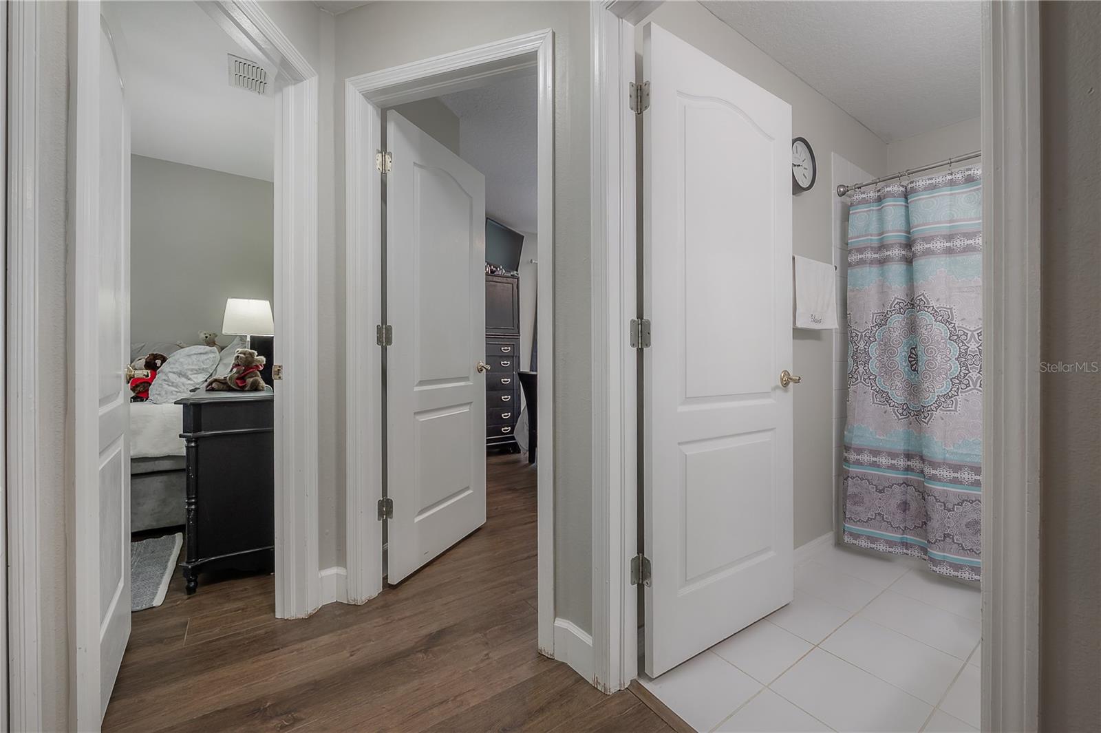 8507 TIARA PARK WAY, TAMPA, FL, 33635