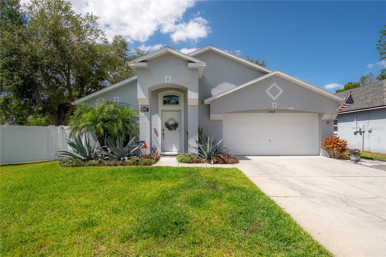 8507 TIARA PARK WAY, TAMPA, FL, 33635