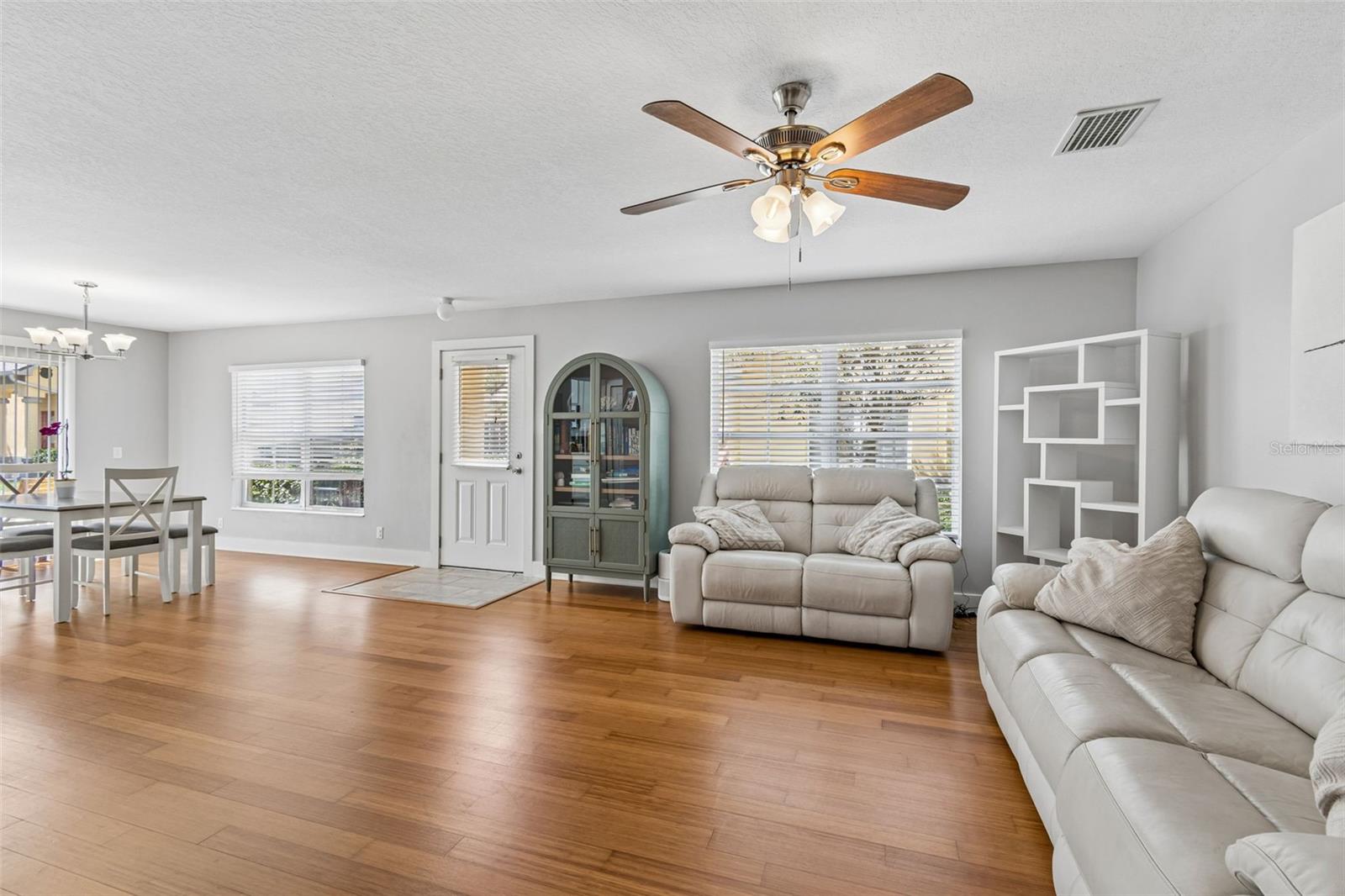 3863 ISLAND WAY, ST PETERSBURG, FL, 33705