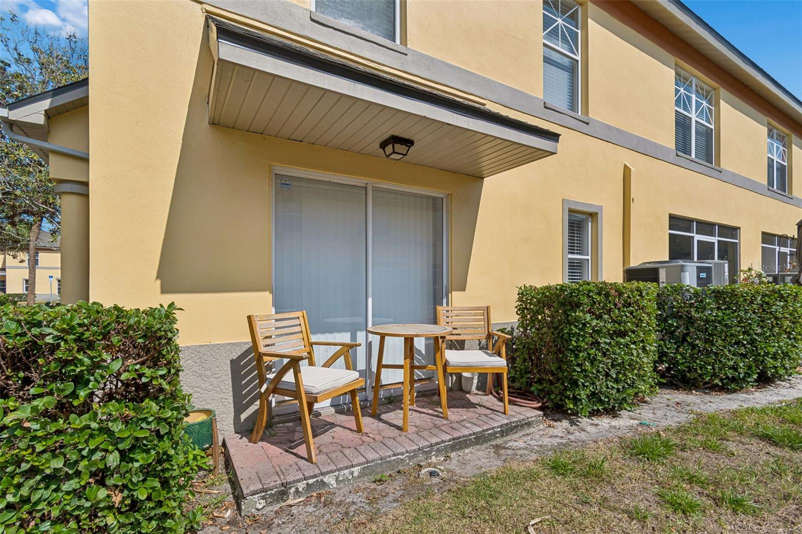 3863 ISLAND WAY, ST PETERSBURG, FL, 33705