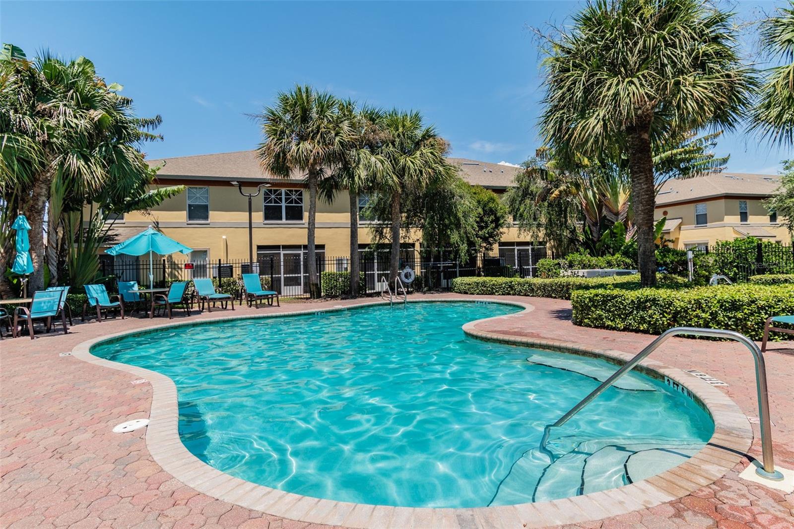3863 ISLAND WAY, ST PETERSBURG, FL, 33705