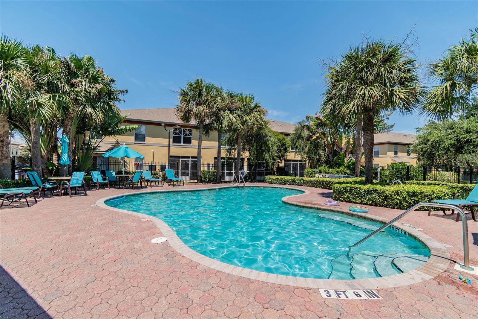 3863 ISLAND WAY, ST PETERSBURG, FL, 33705