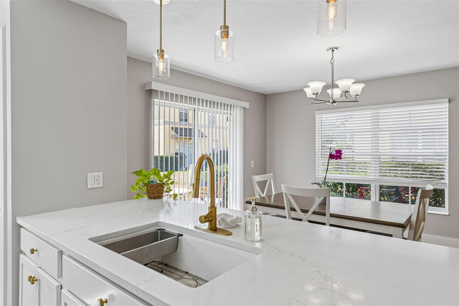 3863 ISLAND WAY, ST PETERSBURG, FL, 33705