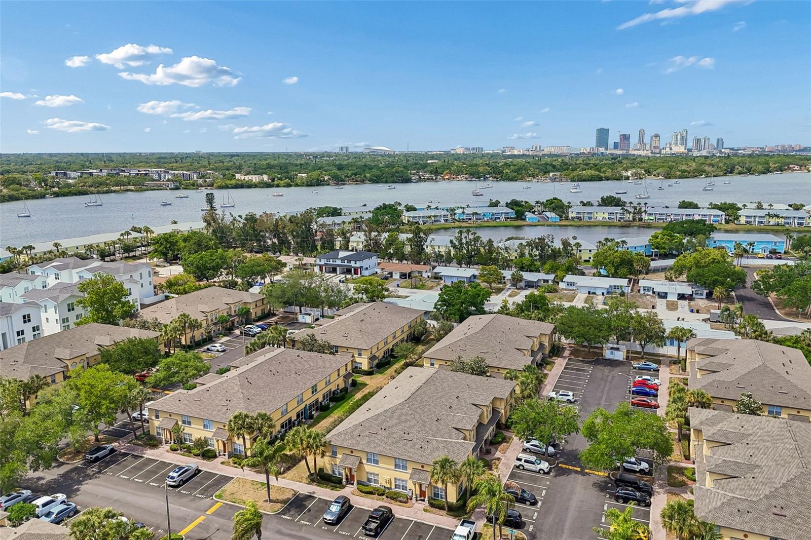 3863 ISLAND WAY, ST PETERSBURG, FL, 33705
