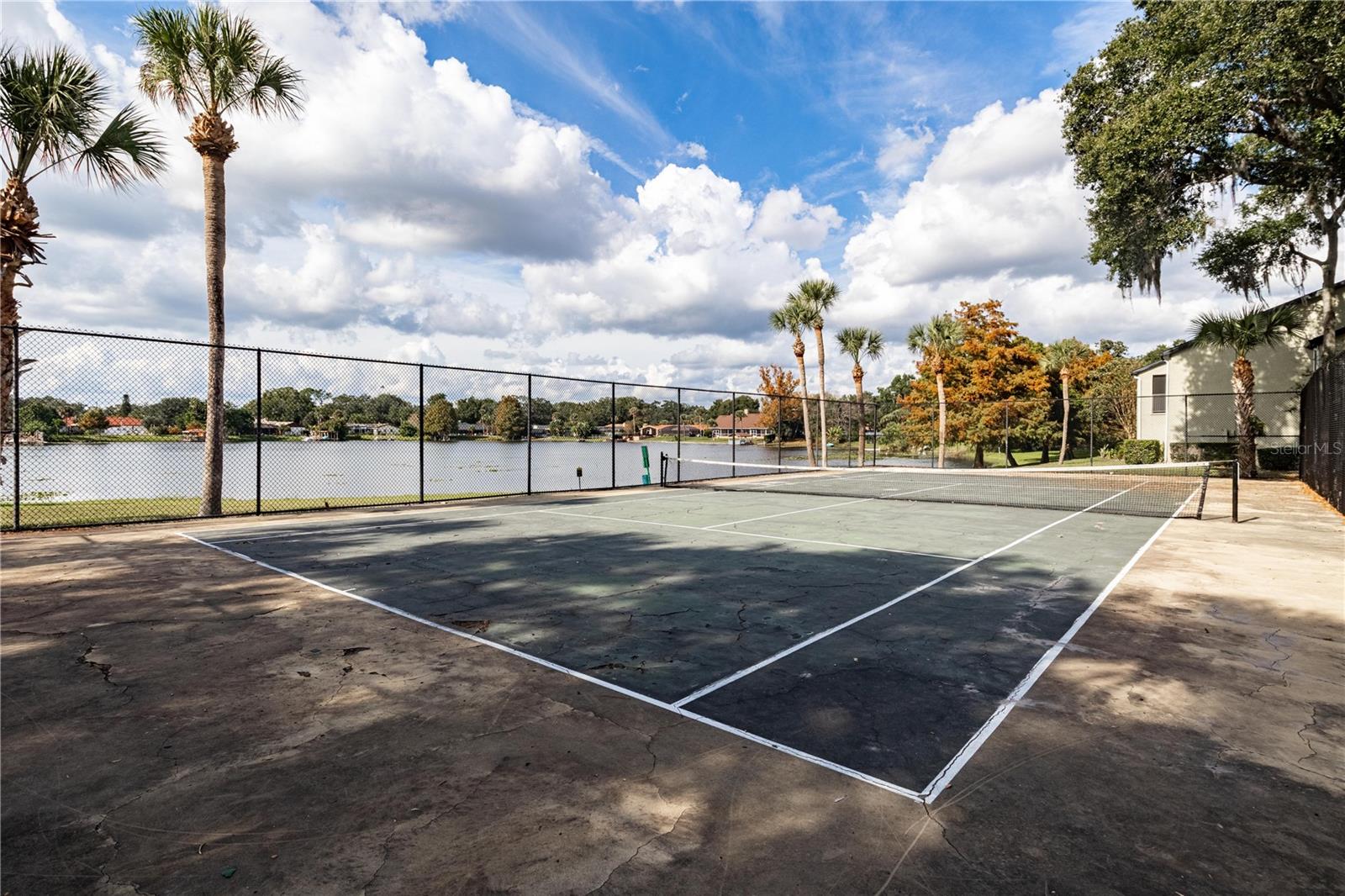 916 LAKE DESTINY RD #E, ALTAMONTE SPRINGS, FL, 32714