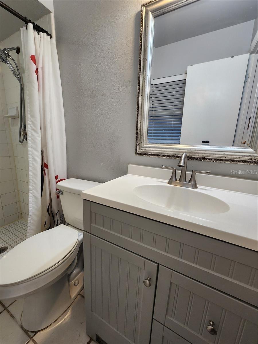 2033 QUINTILIS CT, DELTONA, FL, 32738