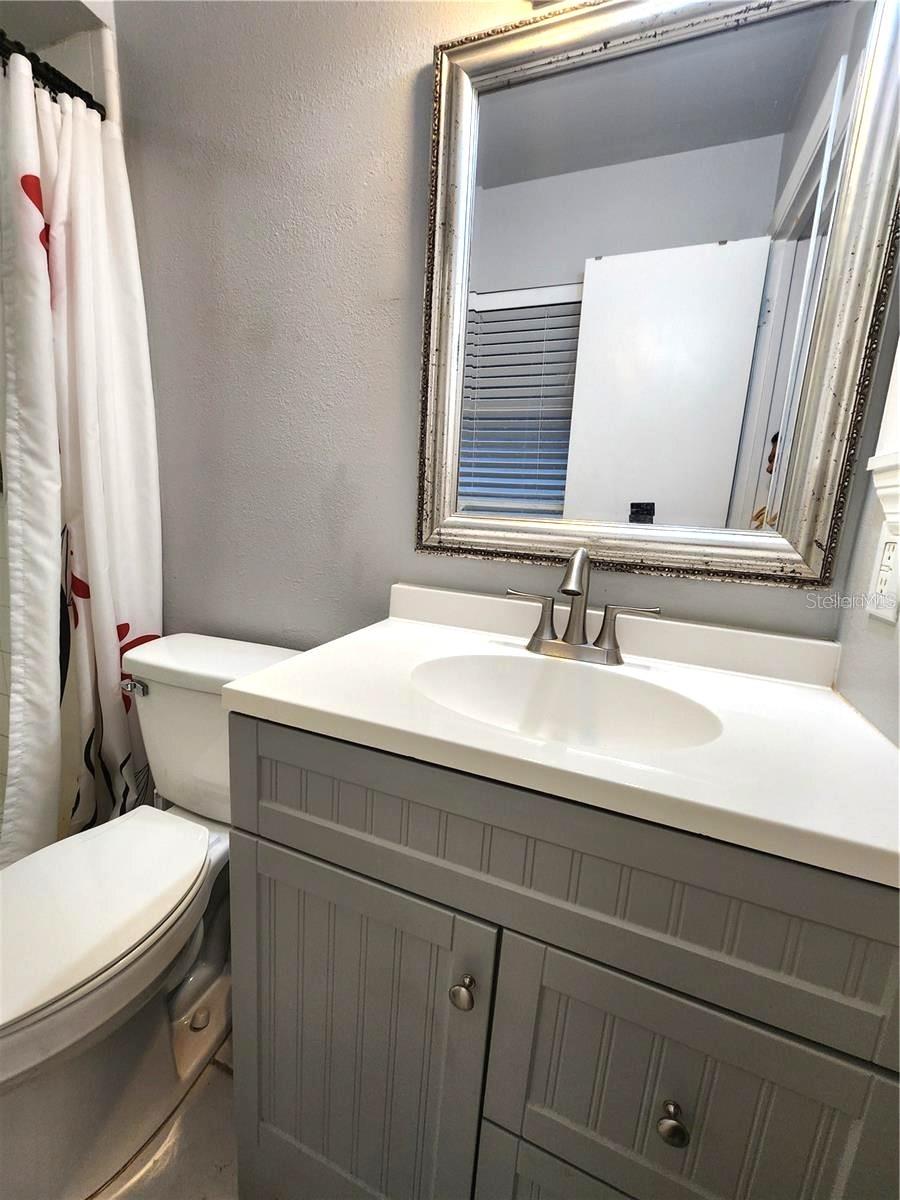 2033 QUINTILIS CT, DELTONA, FL, 32738