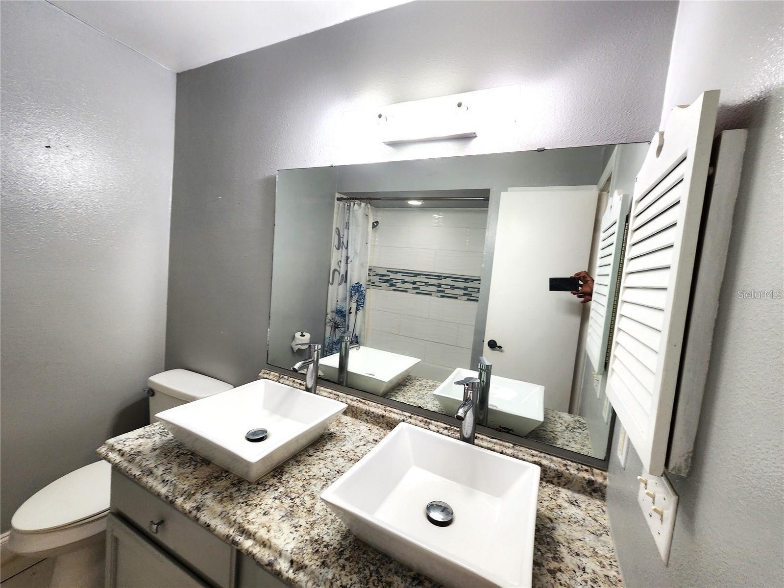 2033 QUINTILIS CT, DELTONA, FL, 32738