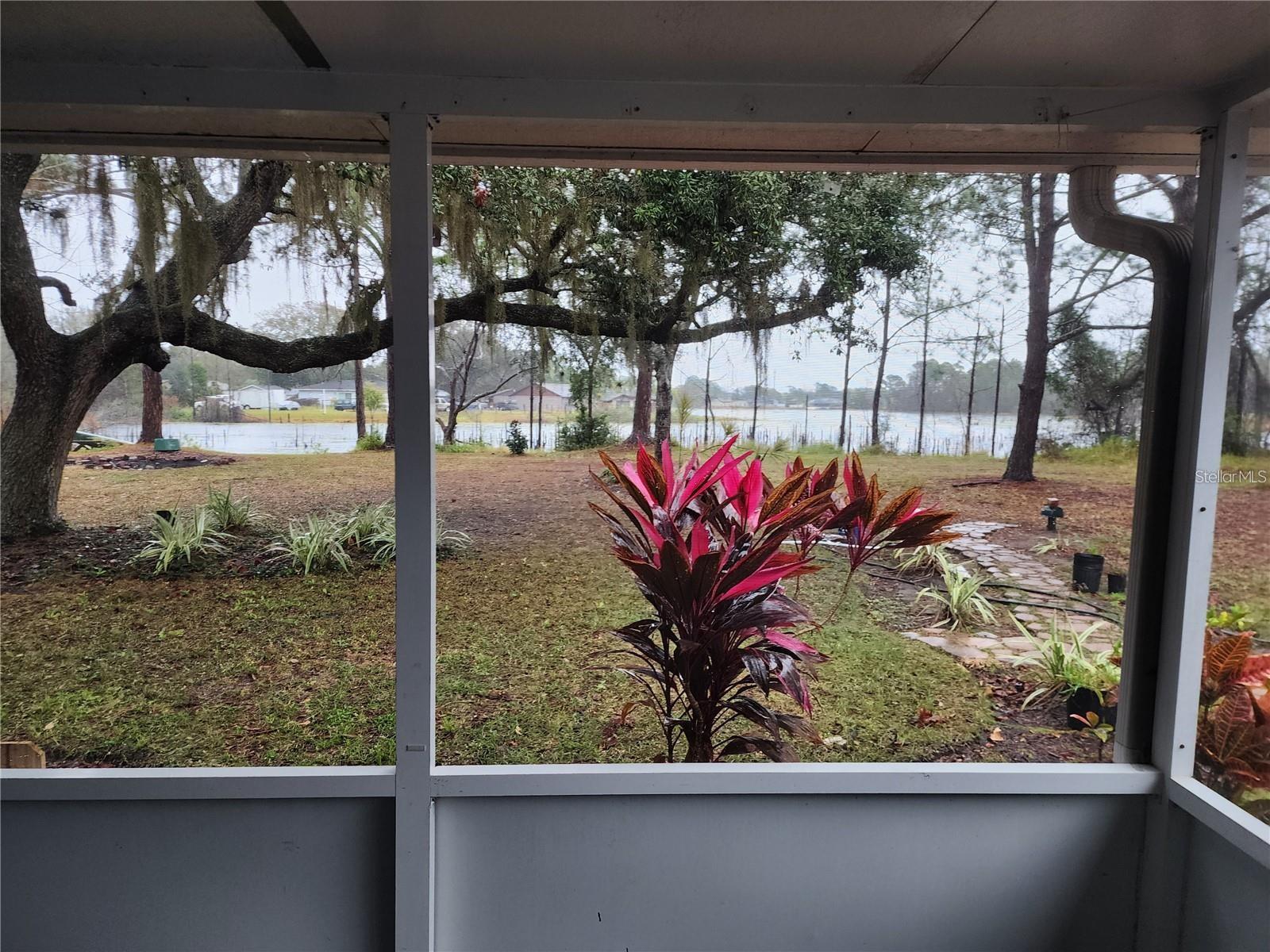 2033 QUINTILIS CT, DELTONA, FL, 32738