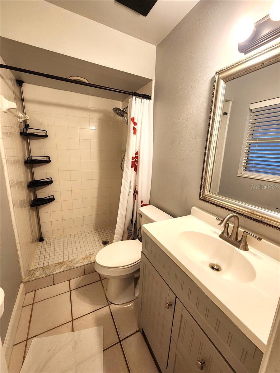 2033 QUINTILIS CT, DELTONA, FL, 32738