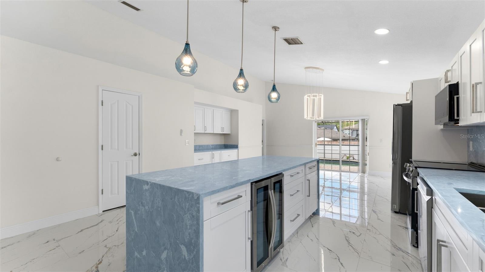 11708 CARROLLWOOD COVE DR, TAMPA, FL, 33624