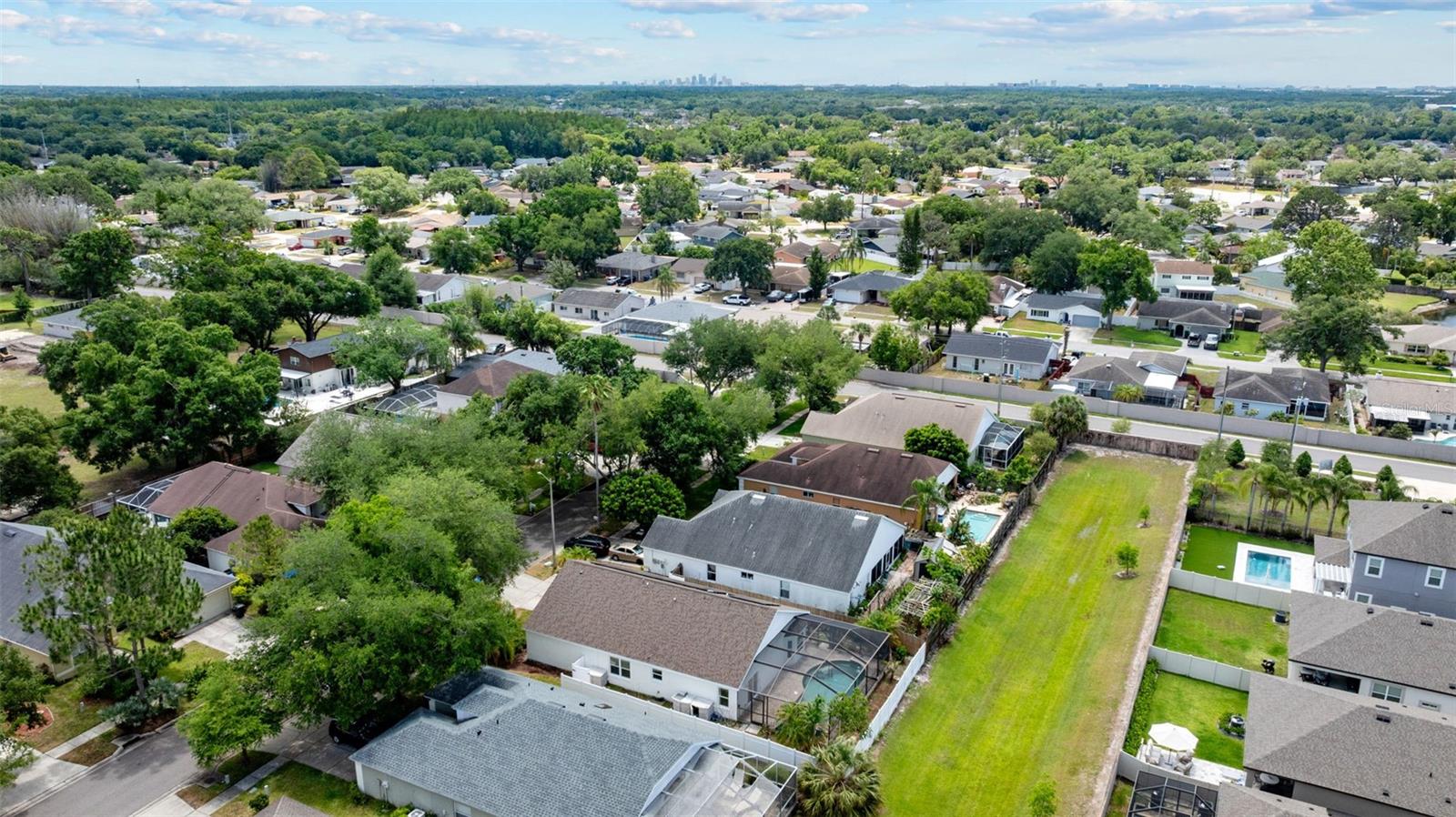 11708 CARROLLWOOD COVE DR, TAMPA, FL, 33624