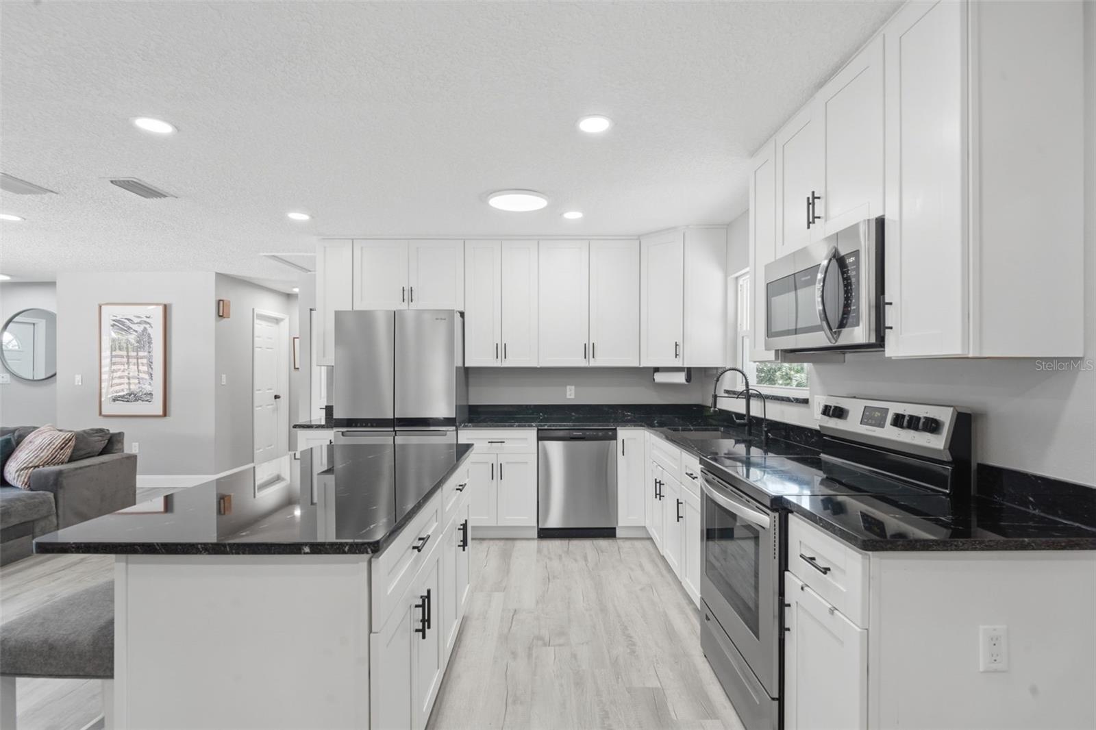 1820 ANCHOR AVE, DELAND, FL, 32720